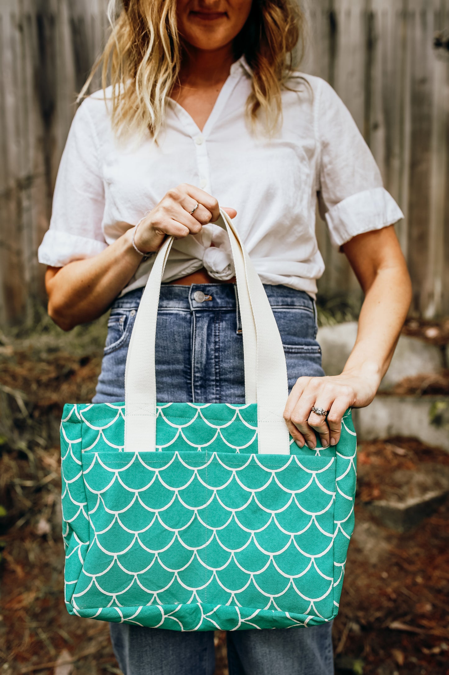 Wanderer Tote in Scales Print