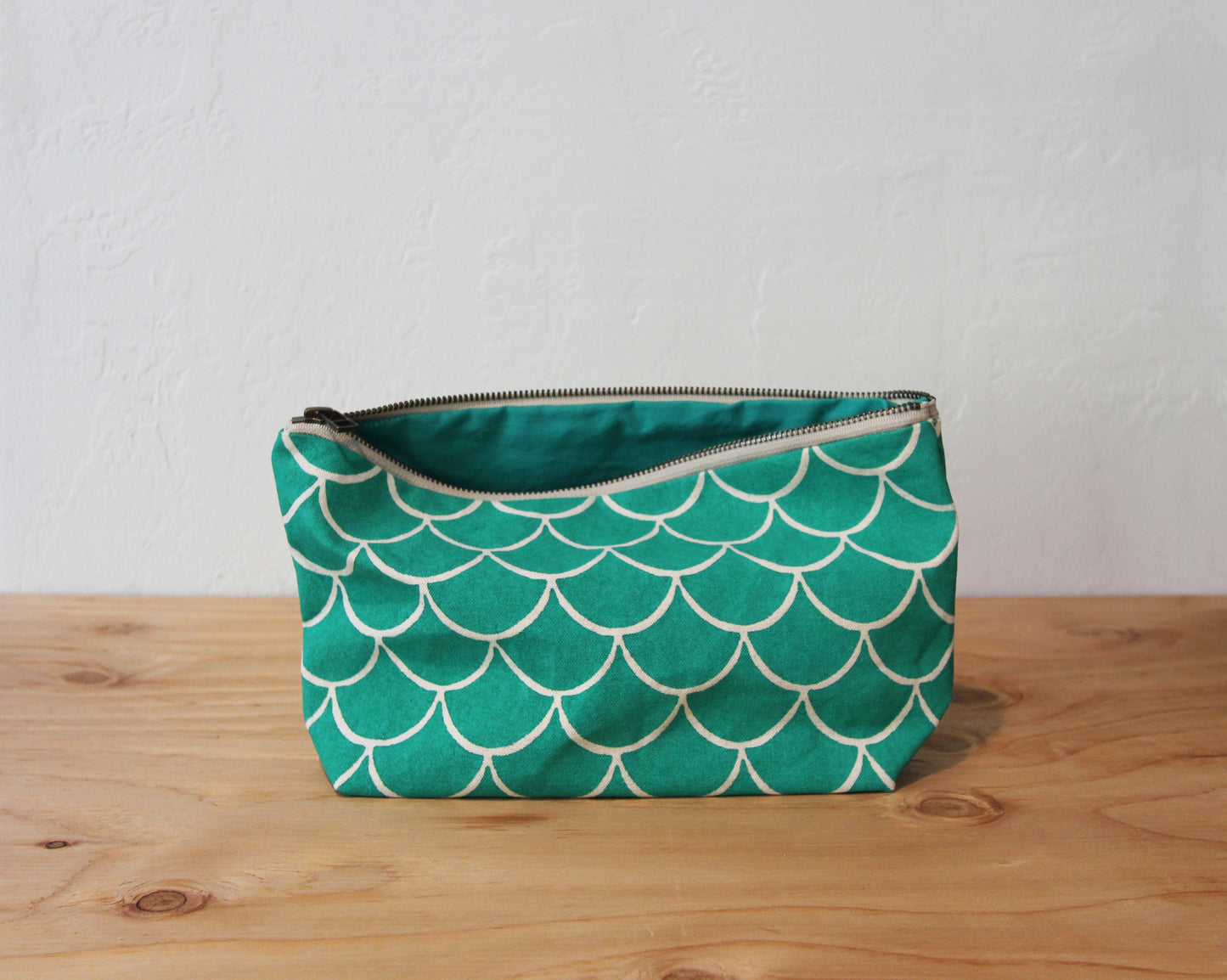 Scales Zipper Bag